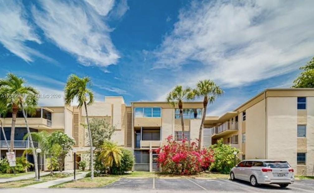 9175 Southwest 77th Avenue, Unit 108 Miami, FL 33156 - Photo 4 of 15