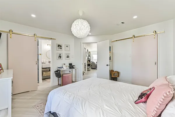 $209,000 | 7312 Seawall Boulevard, Unit 216, Galveston, TX 77551