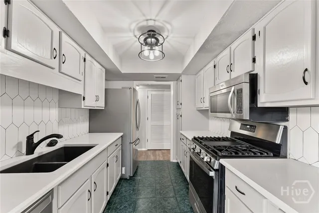 $260,000 | 1115 Canyon Point Circle, Roswell, GA 30076