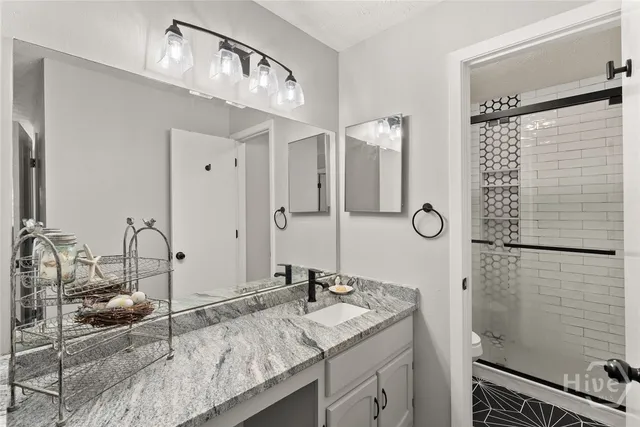 $260,000 | 1115 Canyon Point Circle, Roswell, GA 30076