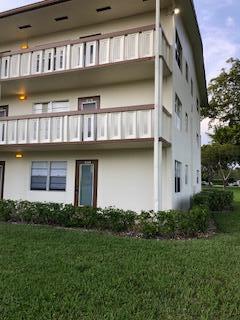 392 Mansfield I Boca Raton, FL 33434 - Photo 11 of 11 392 front