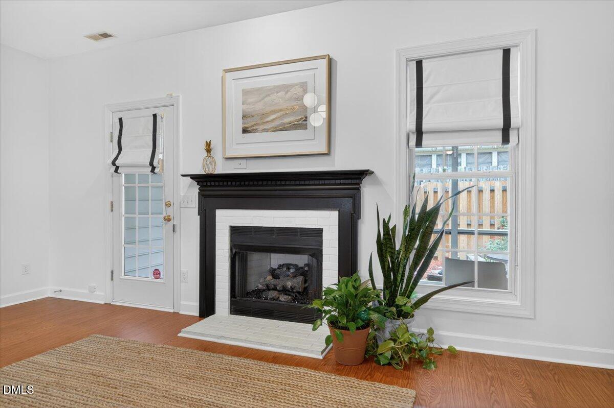8708 Belford Valley Lane Raleigh, NC 27615 - Photo 9 of 27 26-8708BelfordValleyLnRaleighNC27615_026
