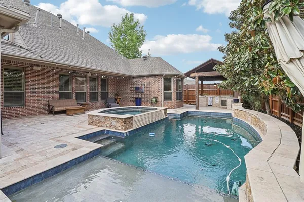 $800,000 | 219 High Point Drive, Murphy, TX 75094