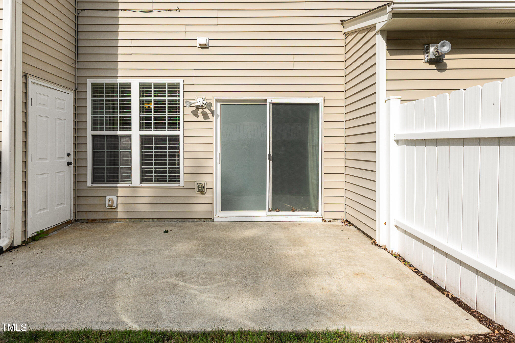 206 Leighann Ridge Lane Rolesville, NC 27571 - Photo 33 of 38 a view of a house with a large window