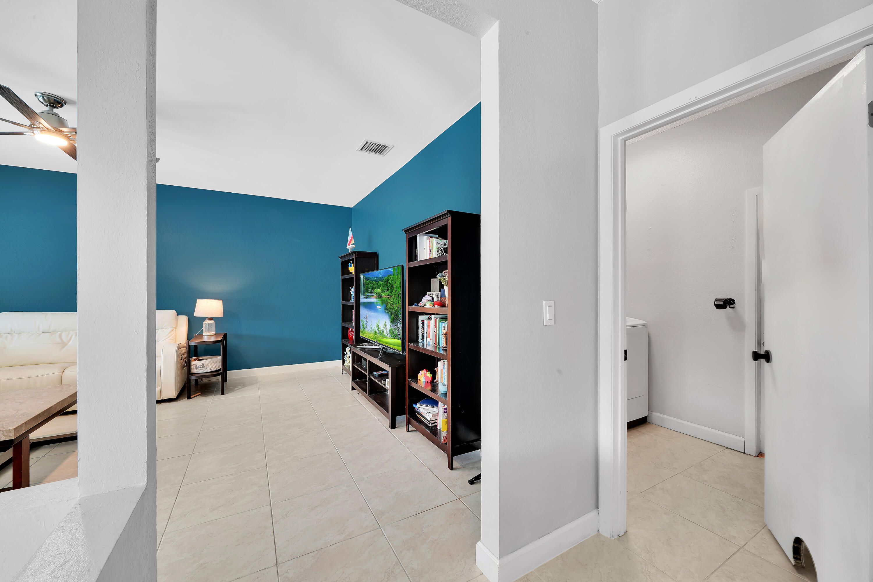 12115 Rockwell Way Boca Raton, FL 33428 - Photo 23 of 64 9 Laundry Room (1)