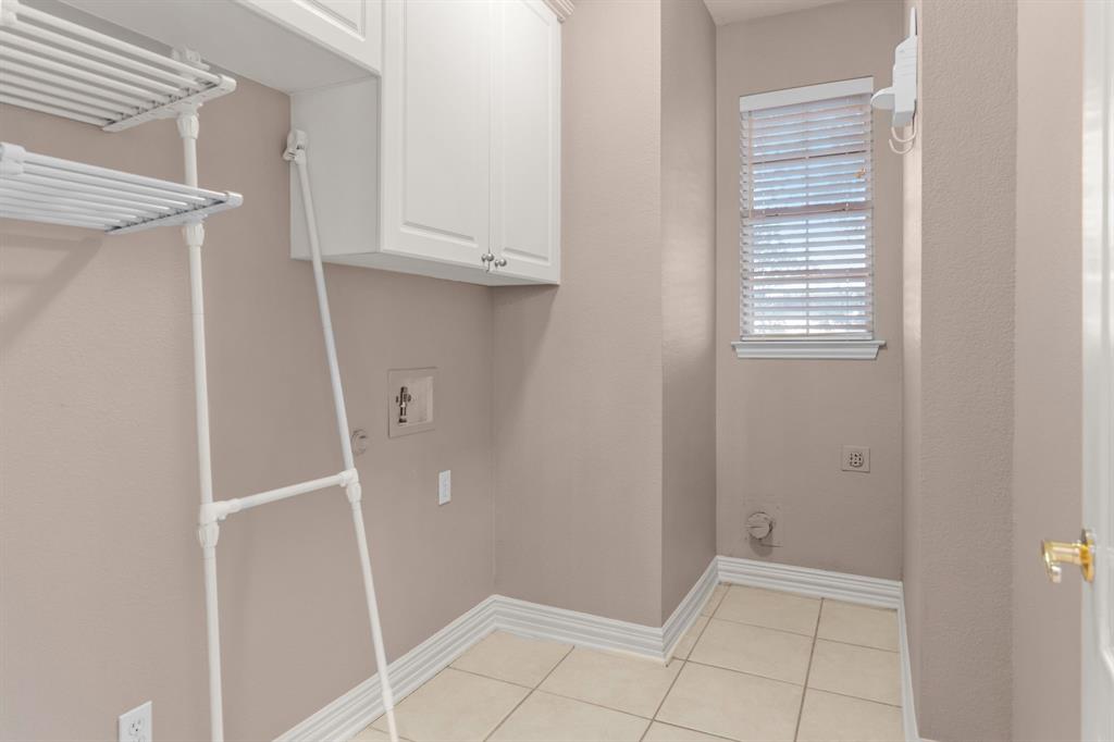 2 Shields Court Trophy Club, TX 76262 - Photo 18 of 39 a view of an empty room