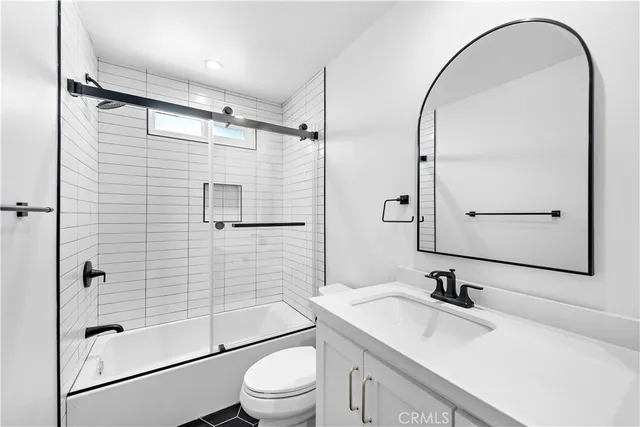 $3,899 | 223 Avenida Victoria, Unit B, San Clemente, CA 92672