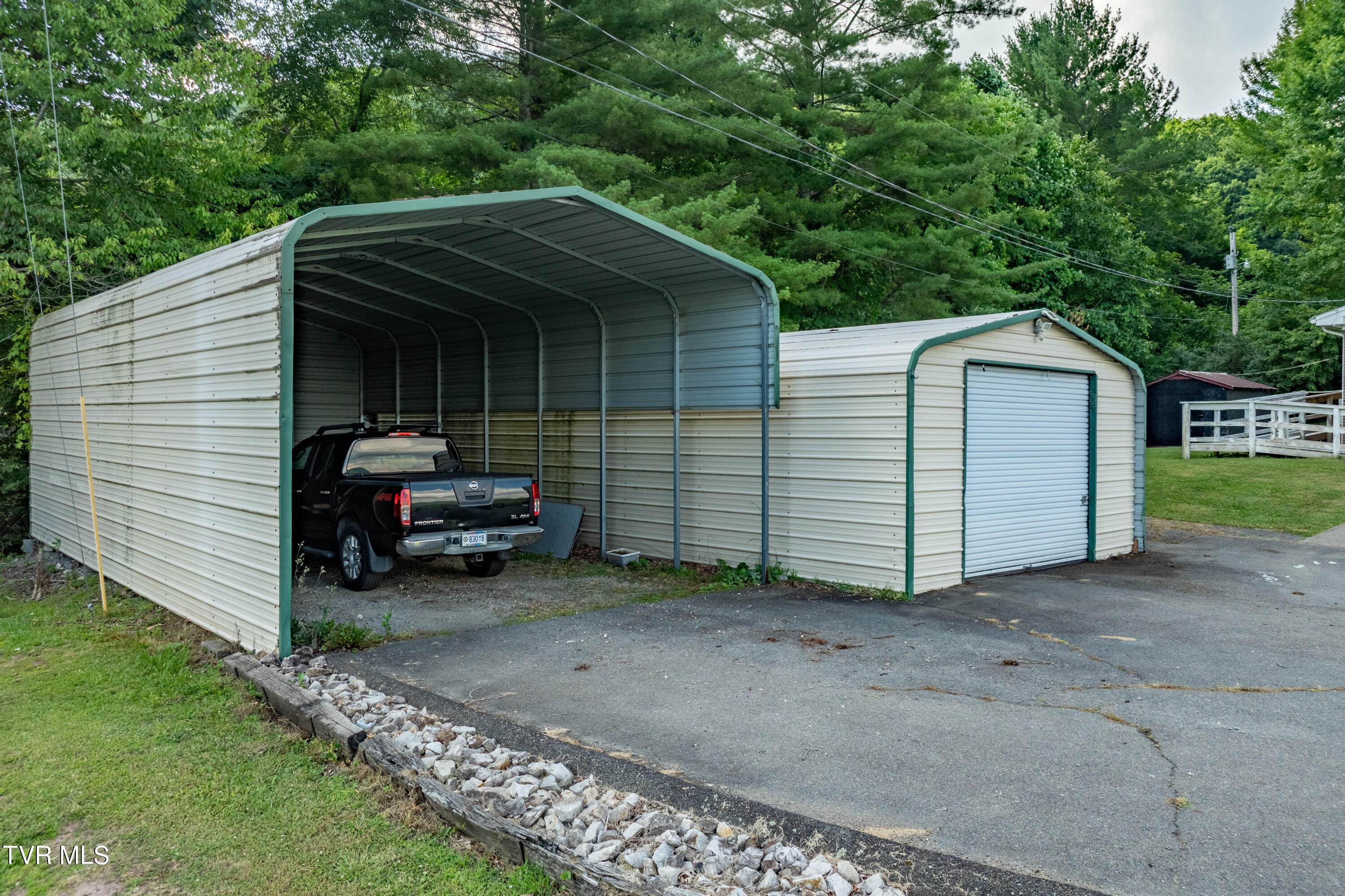 199 Crowder Road Mountain City, TN 37683 - Photo 46 of 58 199 Crowder Road (17 of 59)