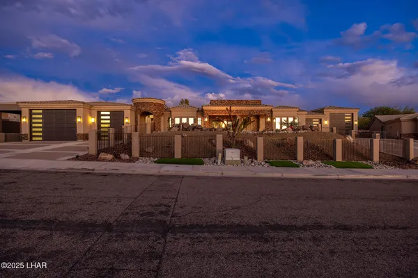 $1,975,000 | 1716 Sailing Hawks Drive, Lake Havasu City, AZ 86404