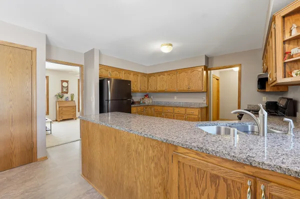 $639,900 | N66-w35104 Lappland Crossing, Oconomowoc, WI 53066