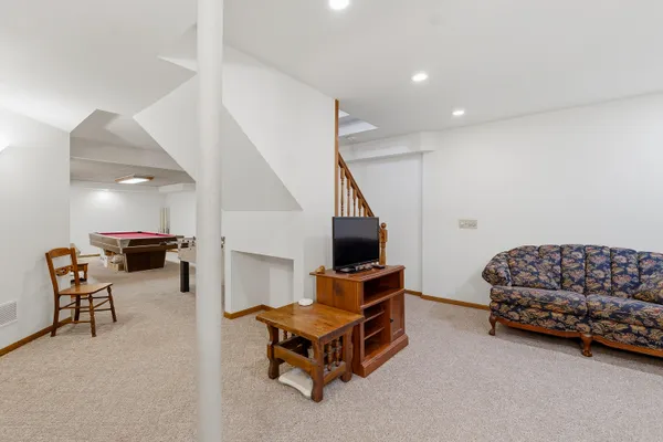 $639,900 | N66-w35104 Lappland Crossing, Oconomowoc, WI 53066