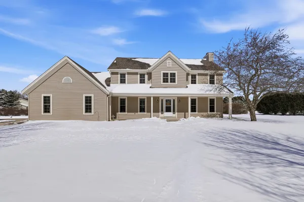$639,900 | N66-w35104 Lappland Crossing, Oconomowoc, WI 53066