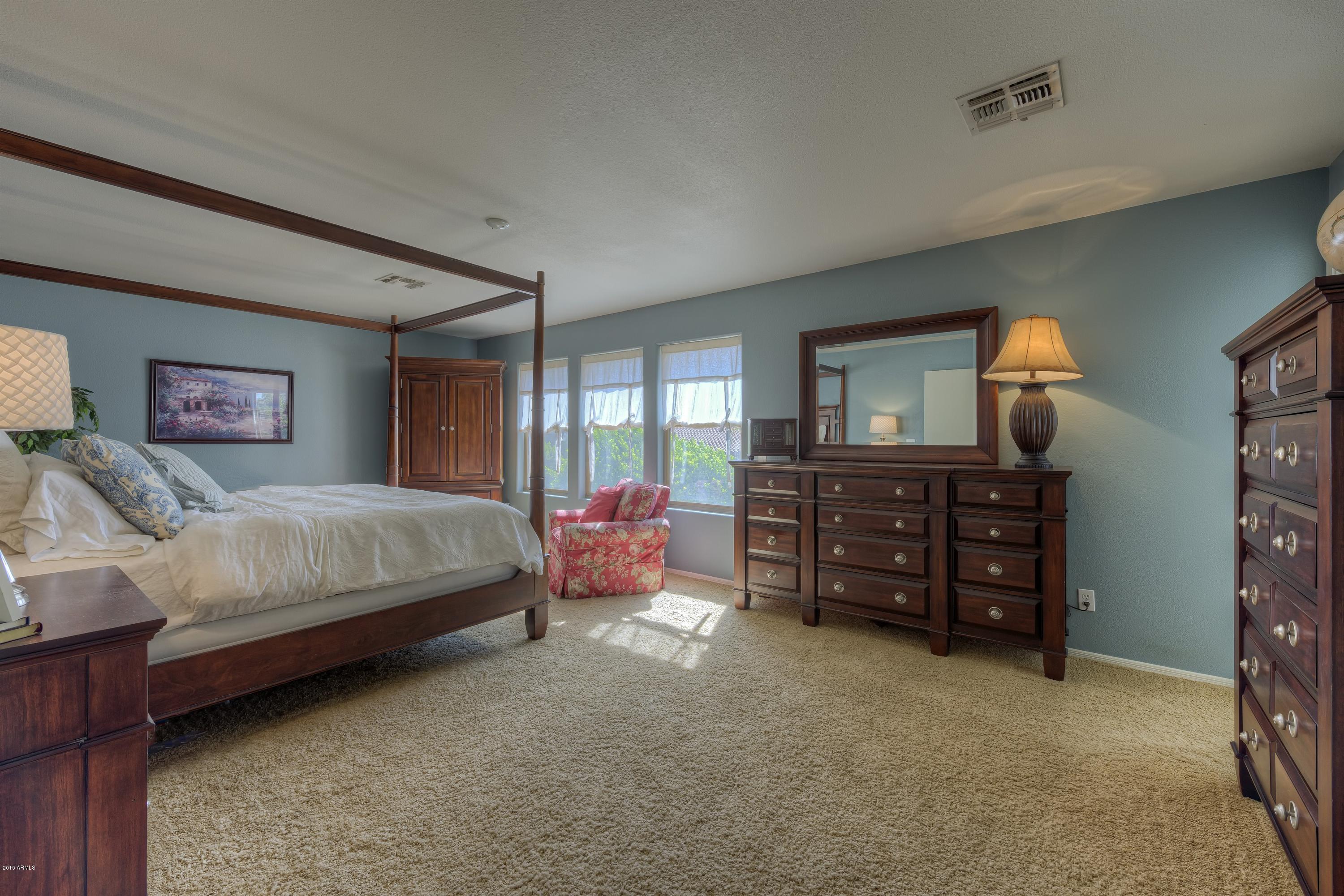 4041 East Tether Trail Phoenix, AZ 85050 - Photo 10 of 22 010_Master Bedroom