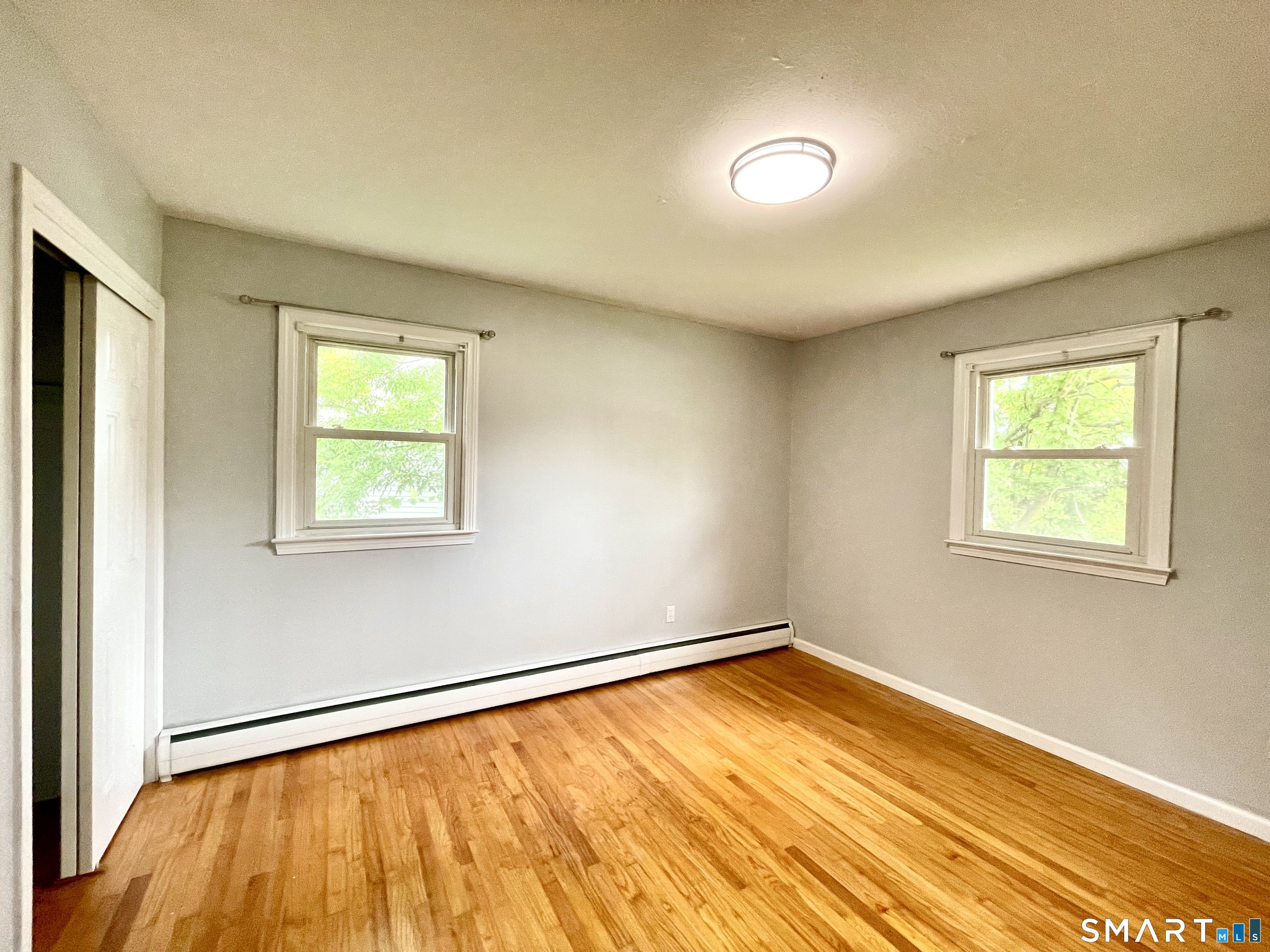 35 Woodmont Road West Hartford, CT 06117 - Photo 20 of 29