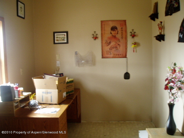 1217 Howard Avenue Rifle, CO 81650 - Photo 11 of 24 interior
