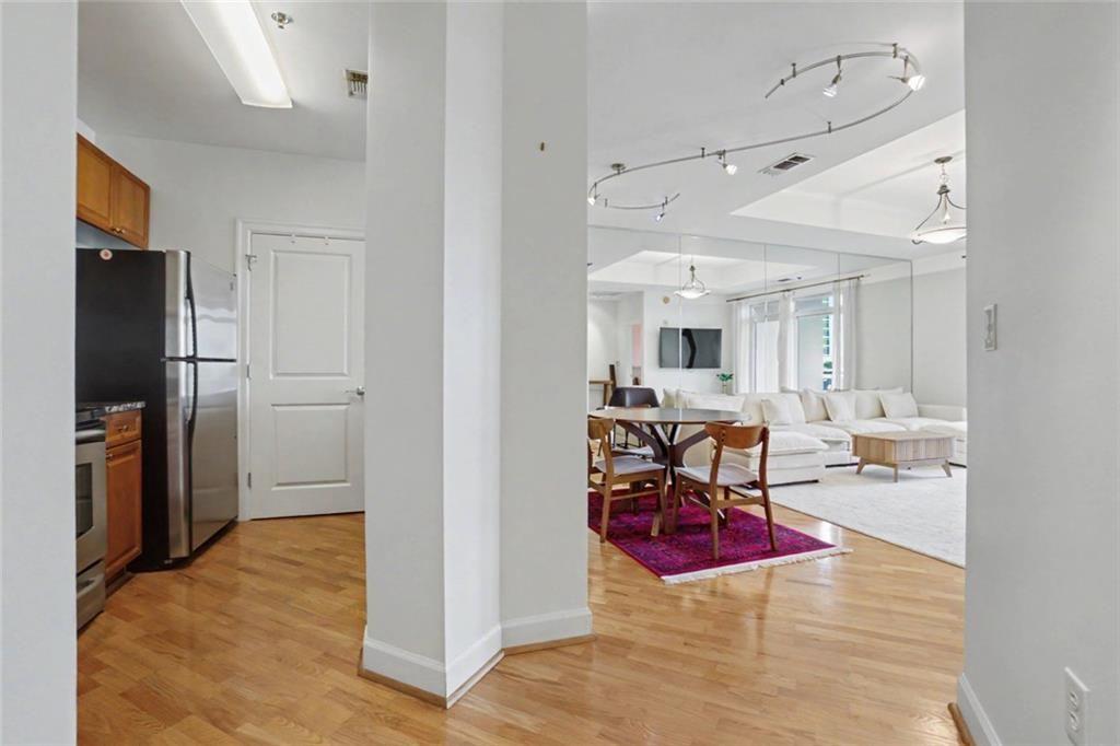 325 East Paces Ferry Road Northeast, Unit 1107 Atlanta, GA 30305 - Photo 5 of 43