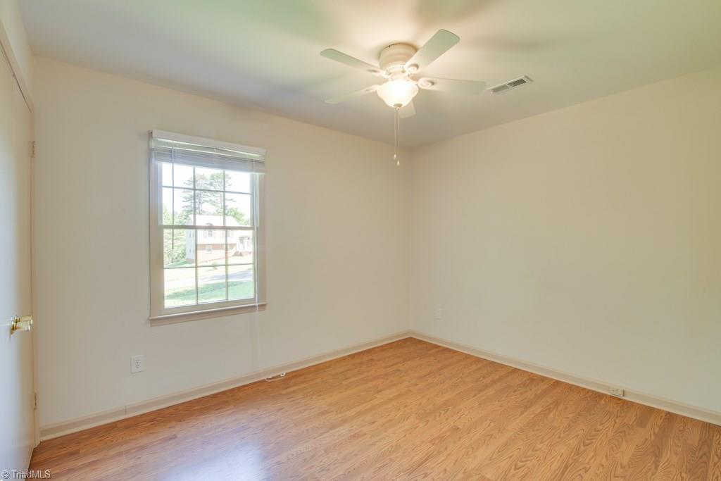 1480 Pebblebrook Road Winston-Salem, NC 27105 - Photo 13 of 19 Gallery Image 13