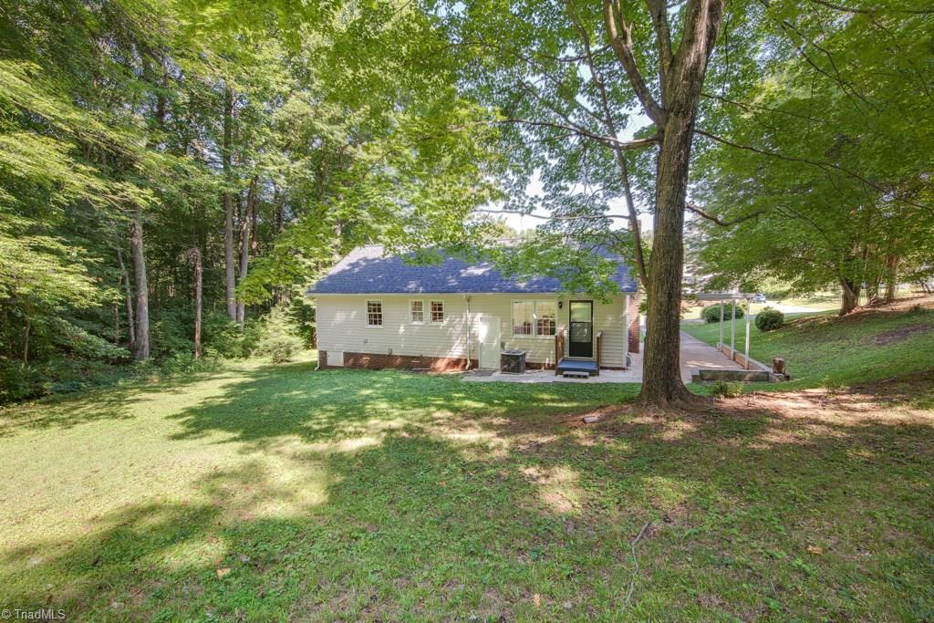 1480 Pebblebrook Road Winston-Salem, NC 27105 - Photo 18 of 19 Gallery Image 18