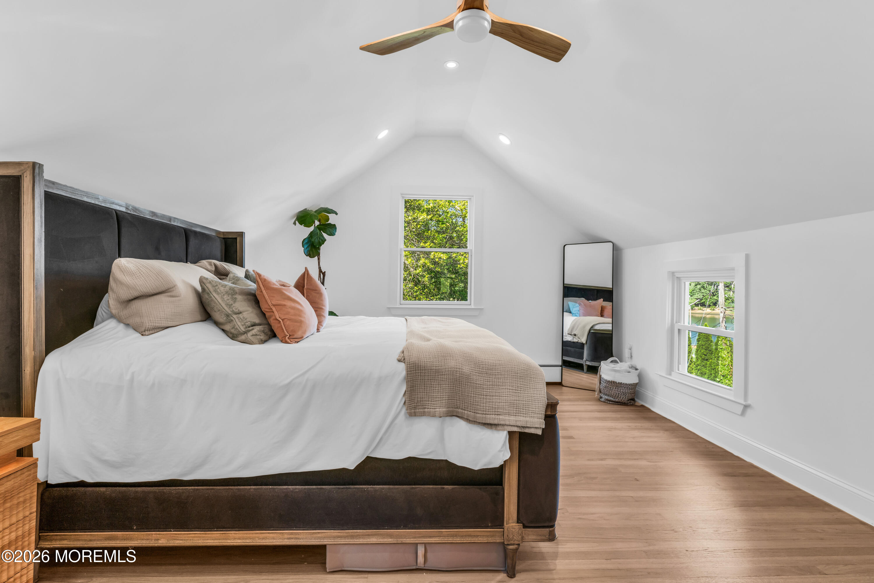 475 Locust Point Road Rumson, NJ 07760 - Photo 32 of 83 LED Lighting
