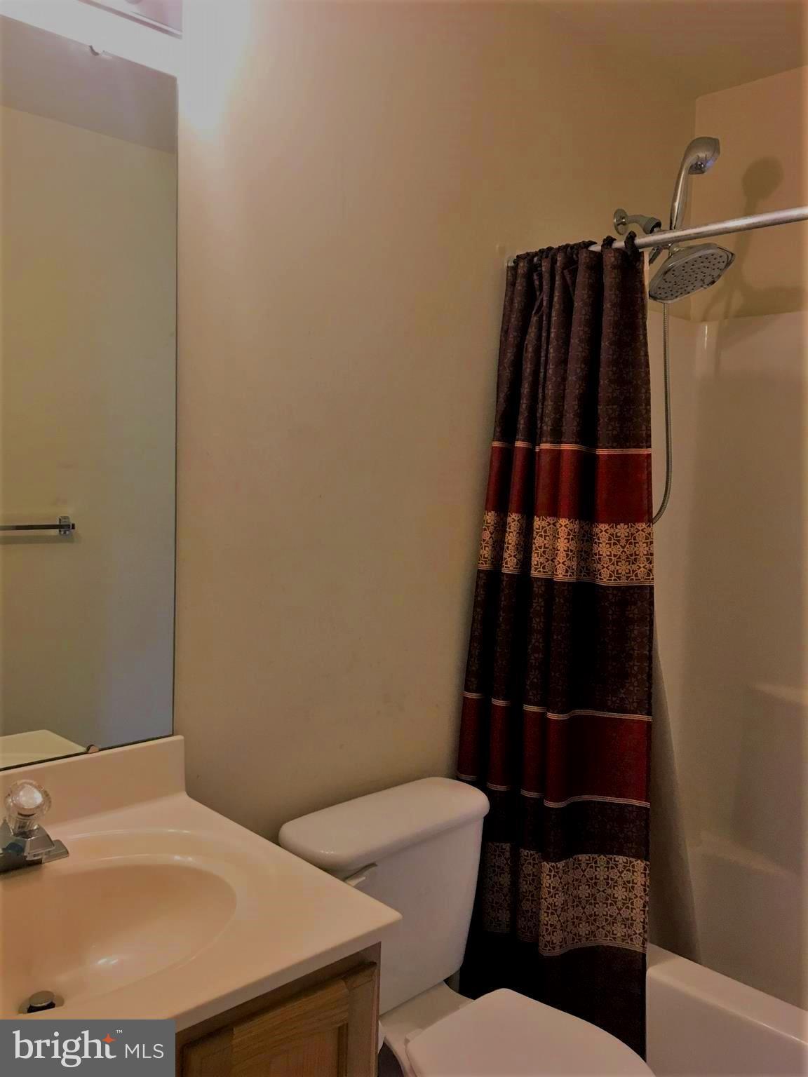 5525 Shallow River Road Clinton, MD 20735 - Photo 13 of 20 Bath