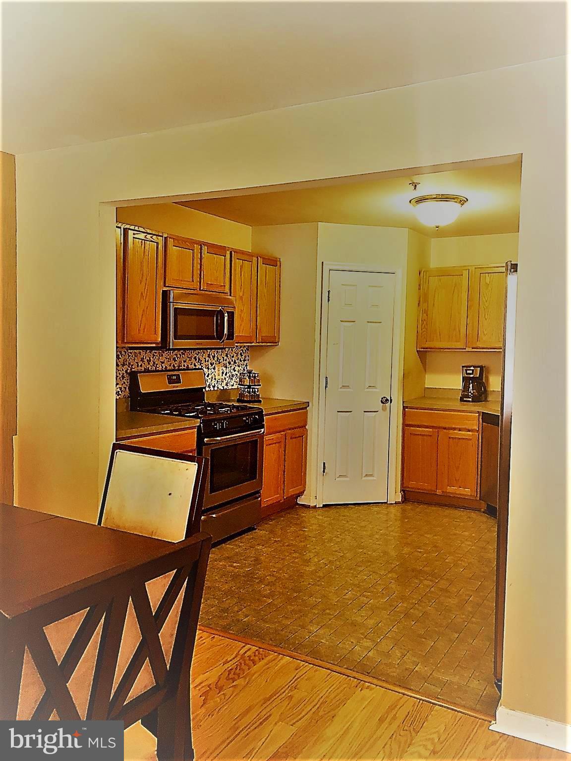 5525 Shallow River Road Clinton, MD 20735 - Photo 10 of 20 Dining Room