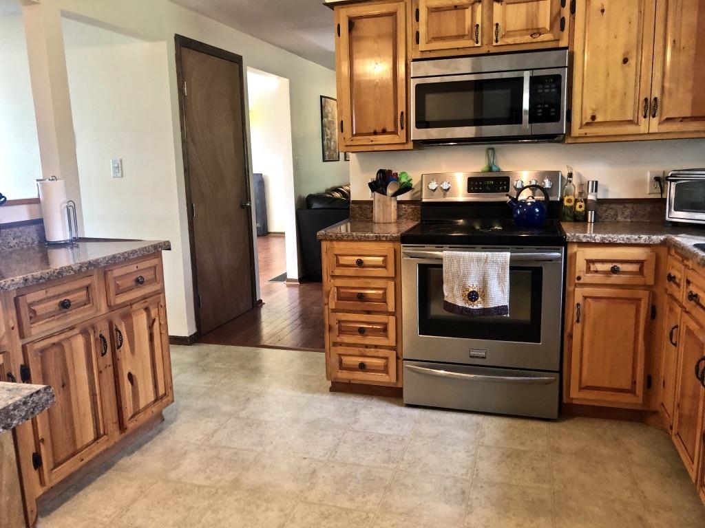 19207 Maples Road Monroeville, IN 46773 - Photo 12 of 35