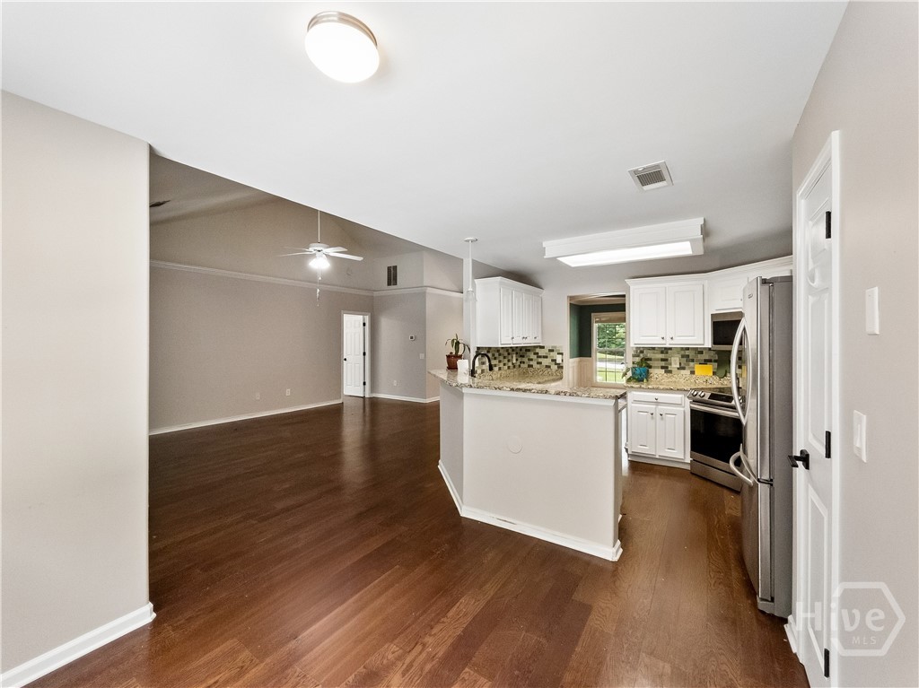 210 Lexington Circle Athens, GA 30605 - Photo 17 of 35