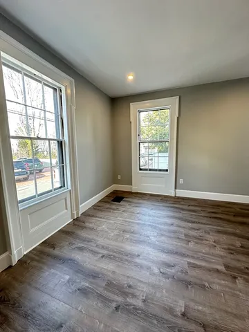 $2,000 | 6 Monroe Street, Unit 102, Salem, MA 01970