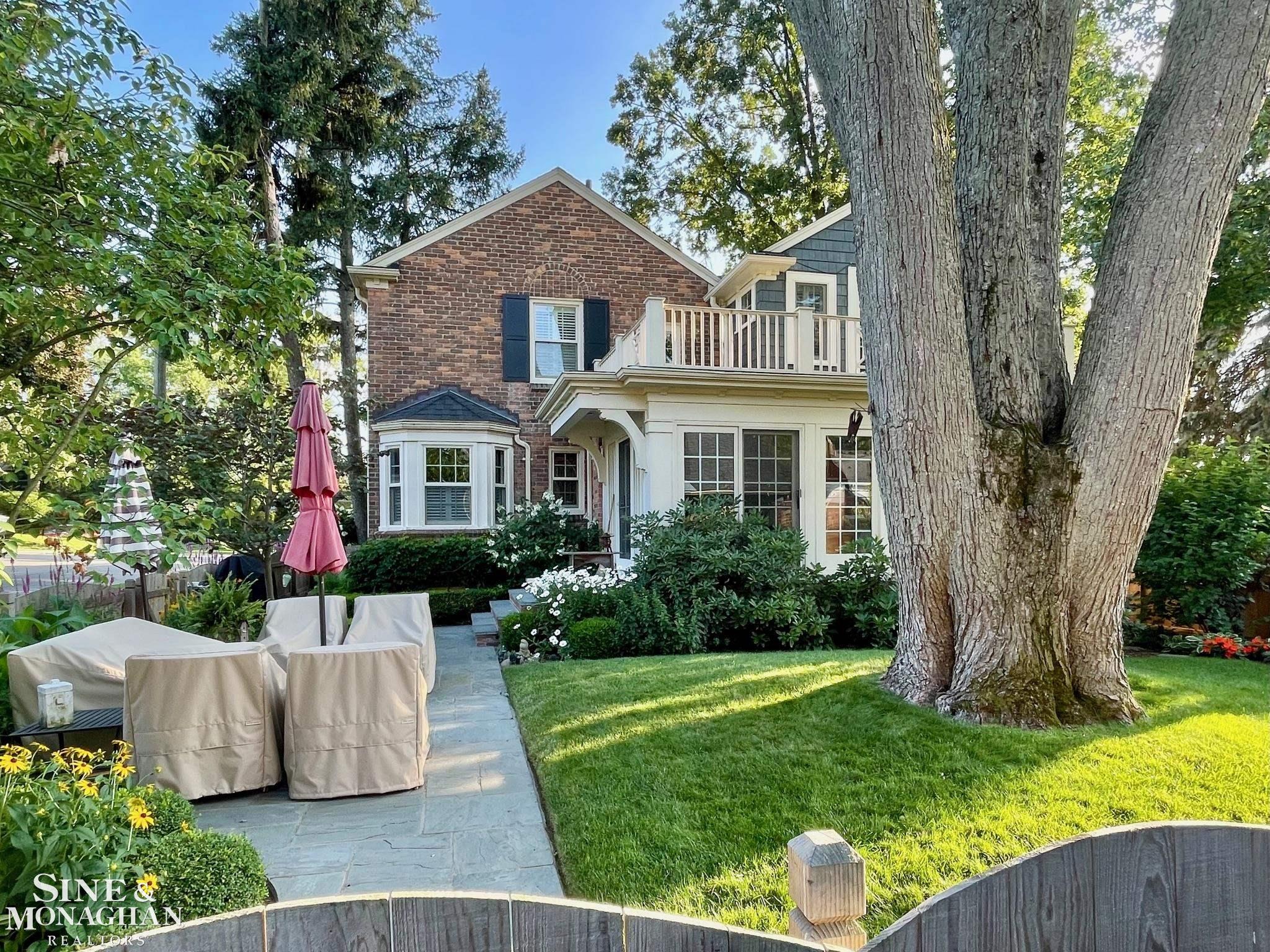 252 Moran Road Grosse Pointe Farms, MI 48236 - Photo 37 of 43