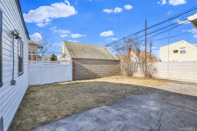 a view of a house with a outdoor space