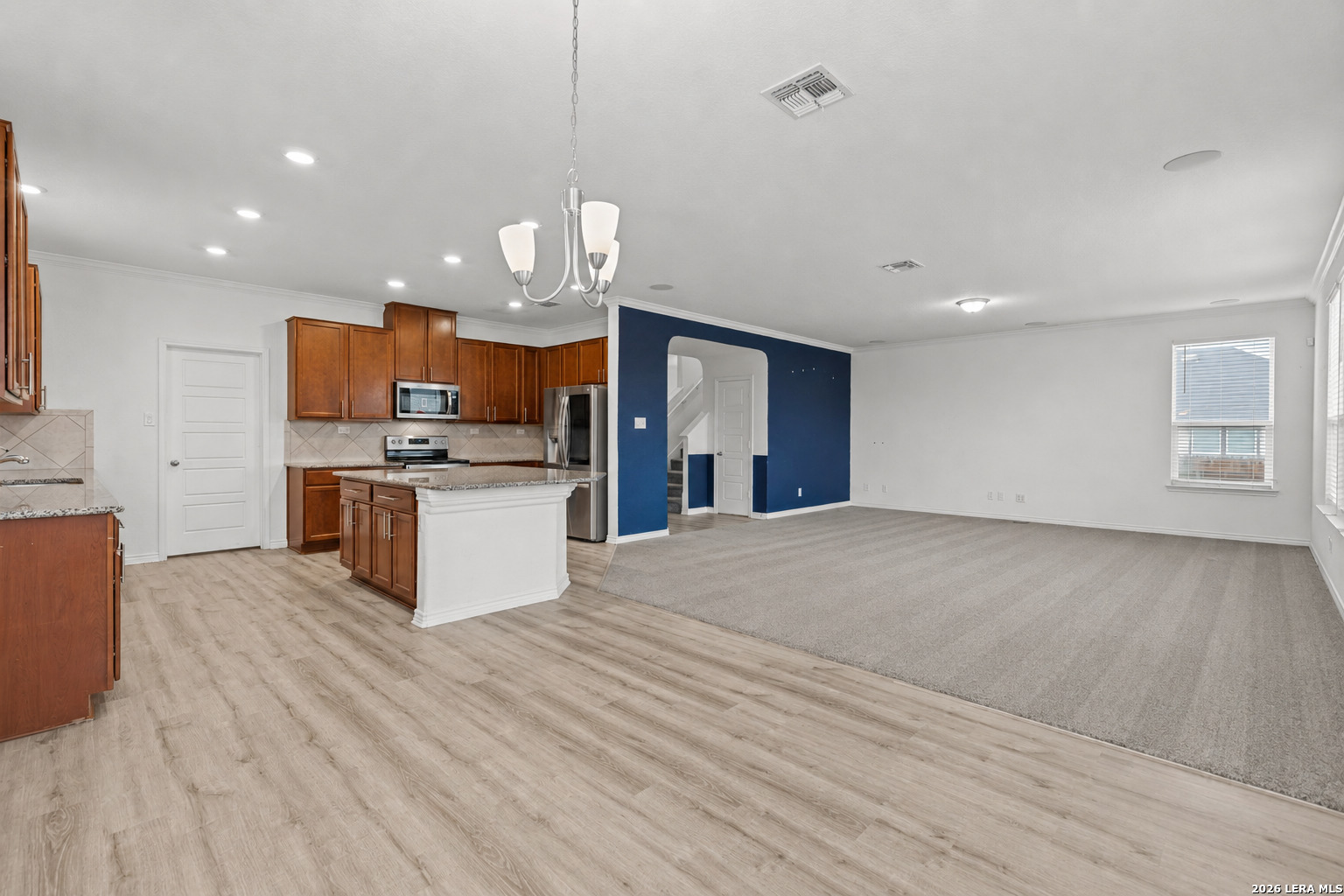 3366 Taurus Sky Converse, TX 78109 - Photo 8 of 24