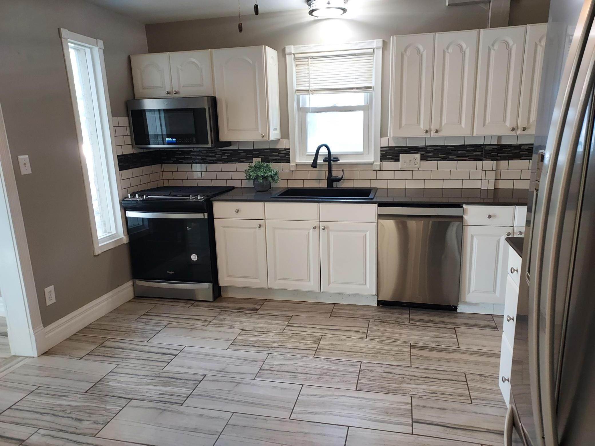 703 North 1st Street Montevideo, MN 56265 - Photo 4 of 33