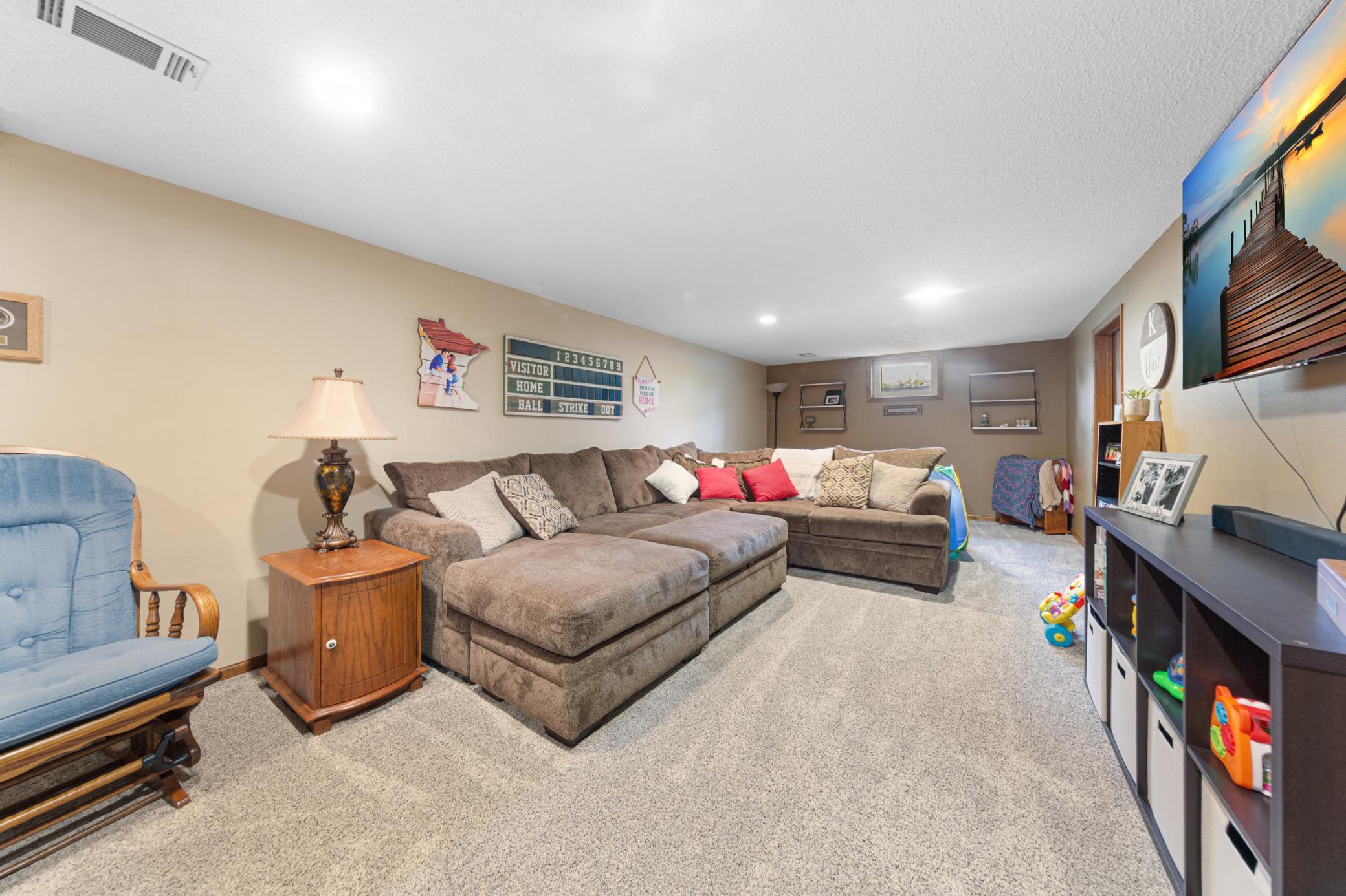 1724 Prairie Avenue Southwest Faribault, MN 55021 - Photo 22 of 34