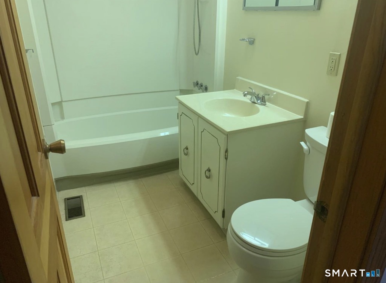 171 Kinney Street Torrington, CT 06790 - Photo 15 of 15