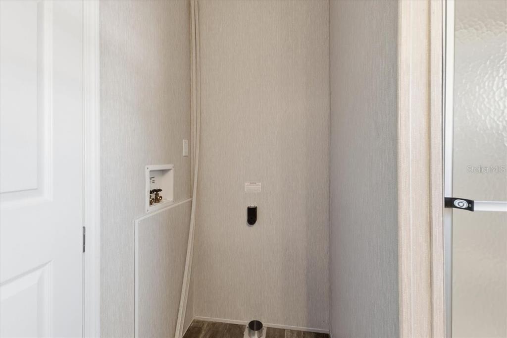 1800 Englewood Road, Unit 166 Englewood, FL 34223 - Photo 19 of 34 a bathroom with a shower