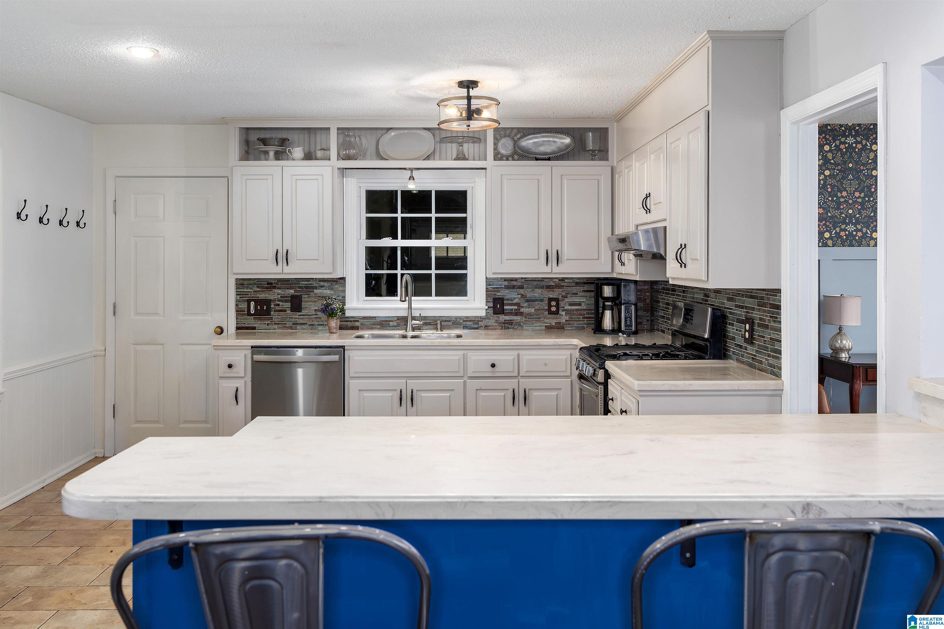 3405 Collingwood Road Hoover, AL 35226 - Photo 12 of 32 Gallery Image 12