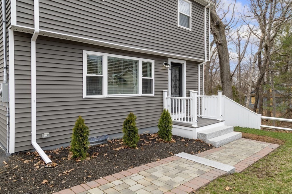 19 Warren Avenue Saugus, MA 01906 - Photo 36 of 41