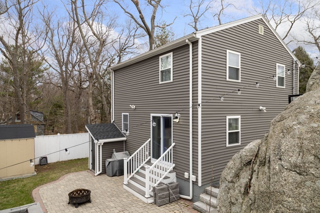 19 Warren Avenue Saugus, MA 01906 - Photo 38 of 41