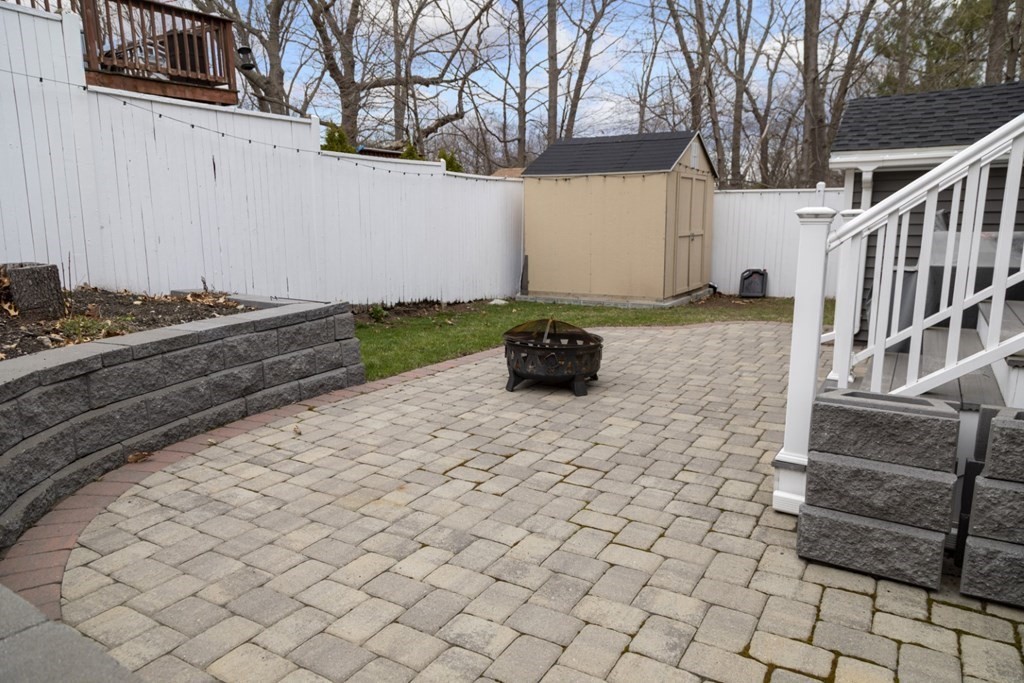 19 Warren Avenue Saugus, MA 01906 - Photo 39 of 41