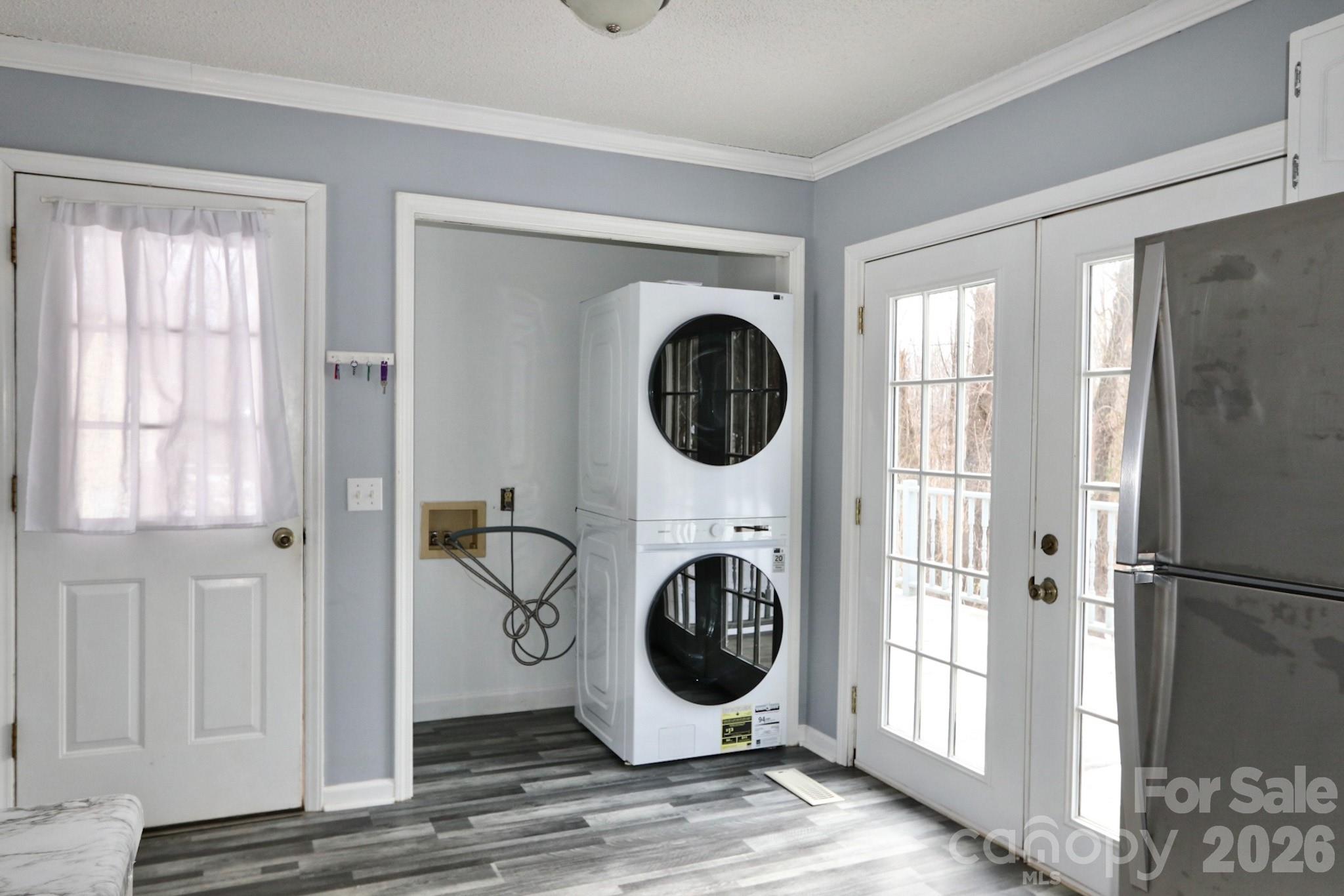 670 Blue Ridge Avenue Elkin, NC 28621 - Photo 9 of 20