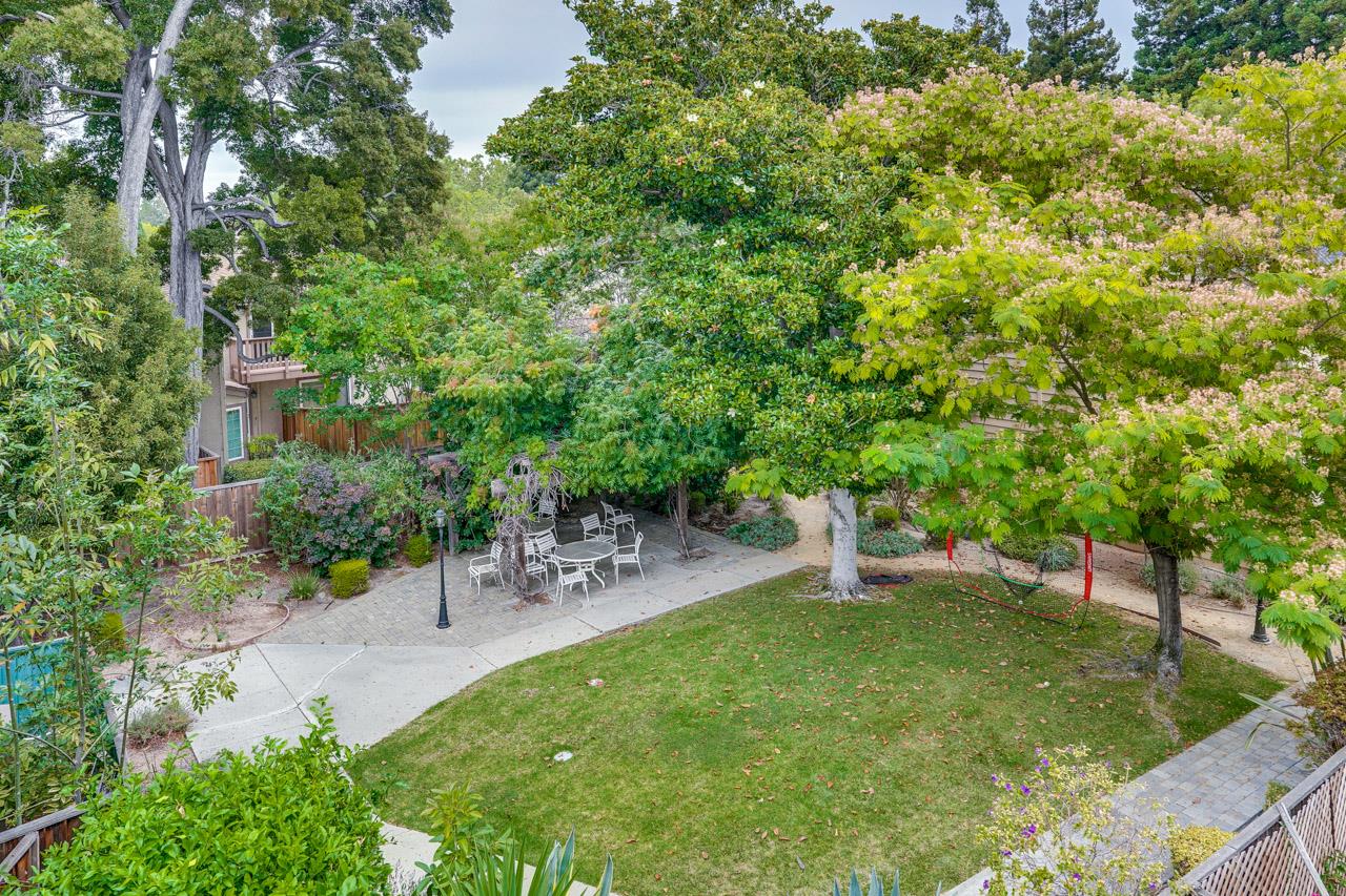363 North Rengstorff Avenue, Unit 4 Mountain View, CA 94043 - Photo 32 of 54