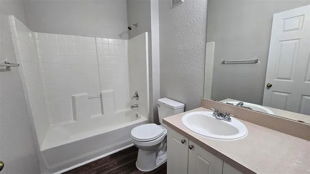 $1,525 | 845 Grand Regency Pointe, Unit 201, Altamonte Springs, FL 32714