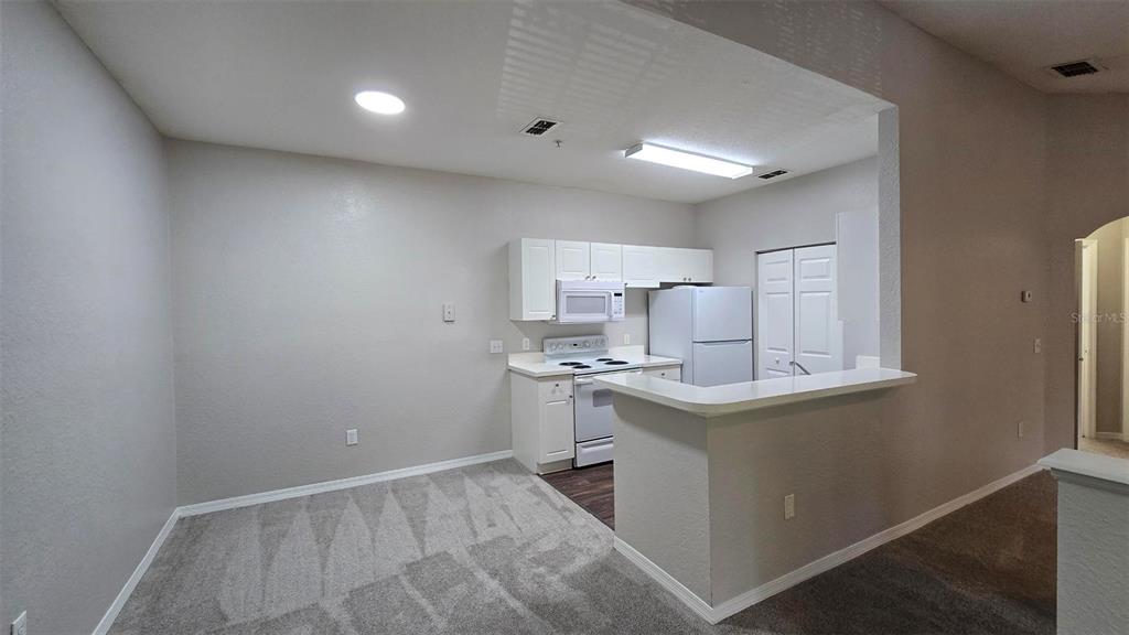 845 Grand Regency Pointe, Unit 201 Altamonte Springs, FL 32714 - Photo 5 of 32