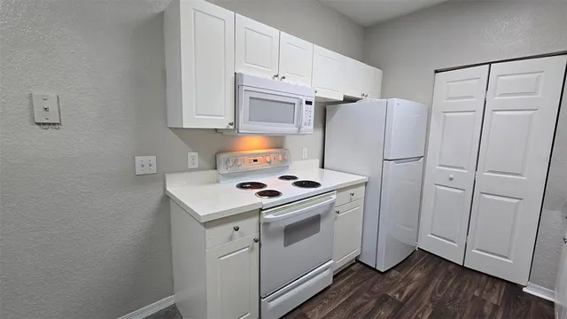 $1,525 | 845 Grand Regency Pointe, Unit 201, Altamonte Springs, FL 32714