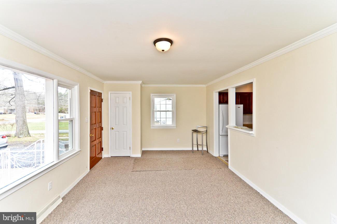 14302 Duckett Road Brandywine, MD 20613 - Photo 6 of 25 Interior view
