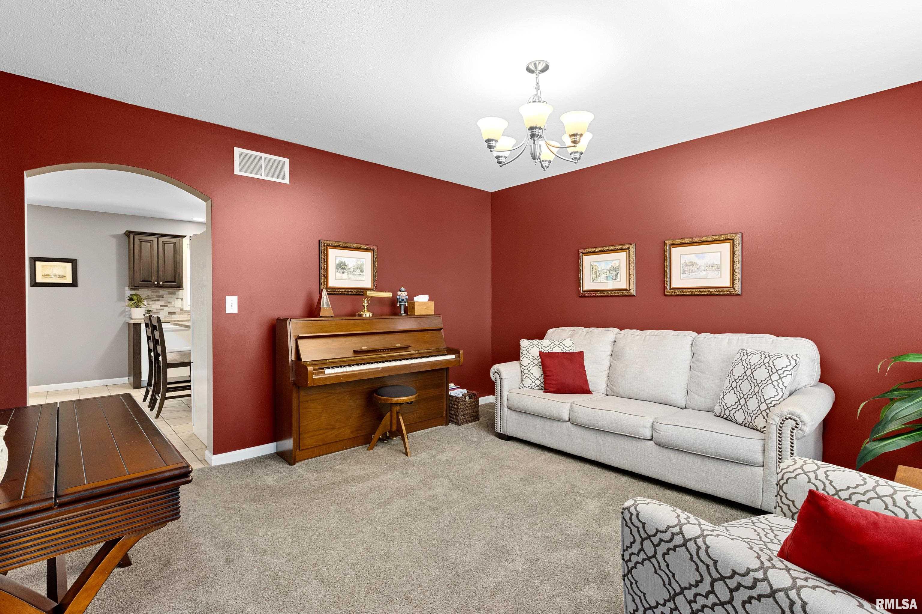 1507 Oak Ridge Washington, IL 61571 - Photo 29 of 64 Gallery Image 29