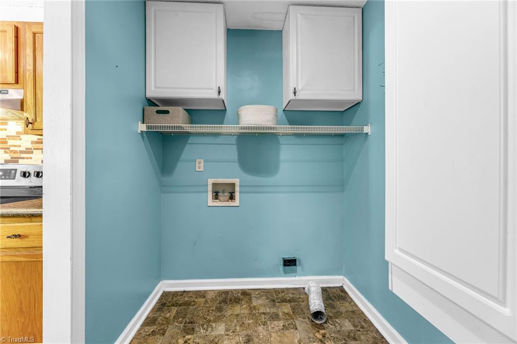 39 Hasty Hill Road Thomasville, NC 27360 - Photo 11 of 28