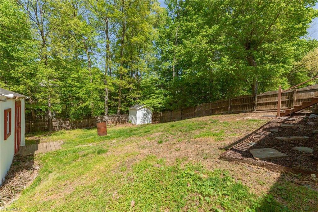39 Hasty Hill Road Thomasville, NC 27360 - Photo 26 of 28