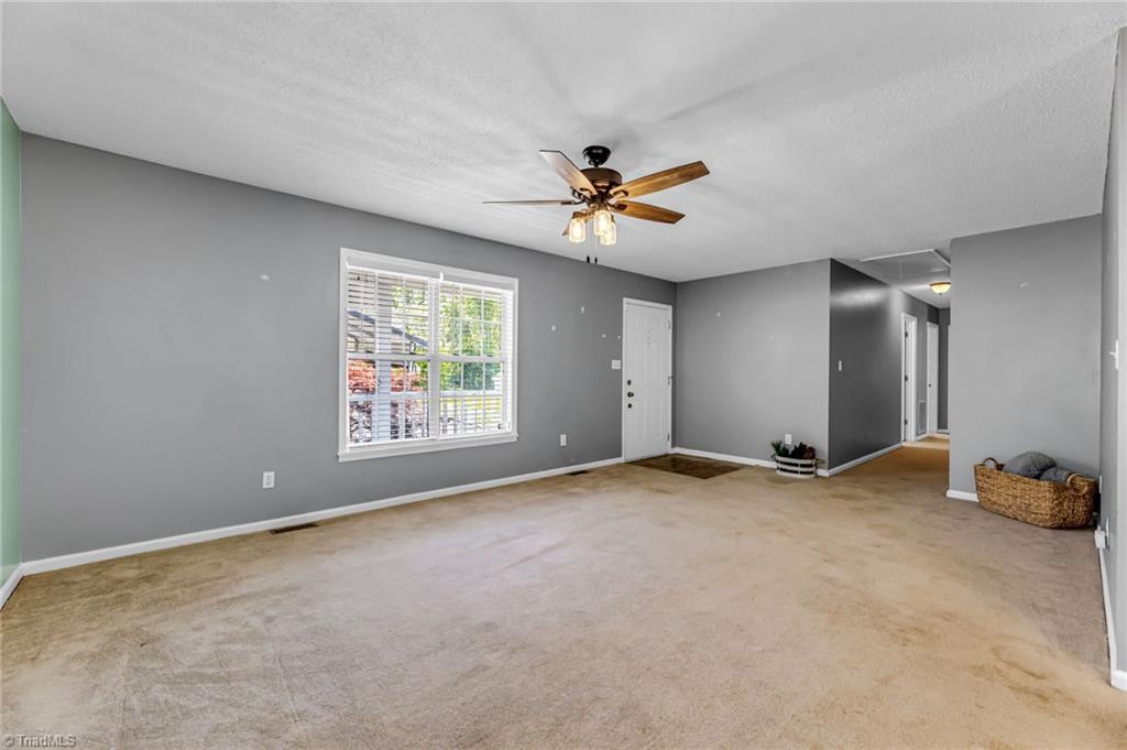 39 Hasty Hill Road Thomasville, NC 27360 - Photo 6 of 28