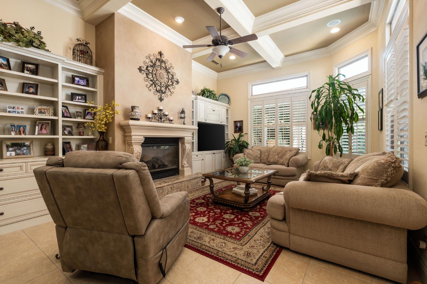 1823 Decatur Avenue Clovis, CA 93611 - Photo 28 of 68